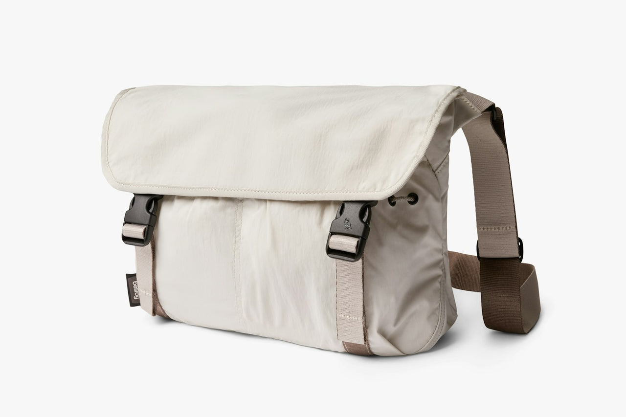 BELLROY CINCH MESSENGER 12L - 4 COLORS