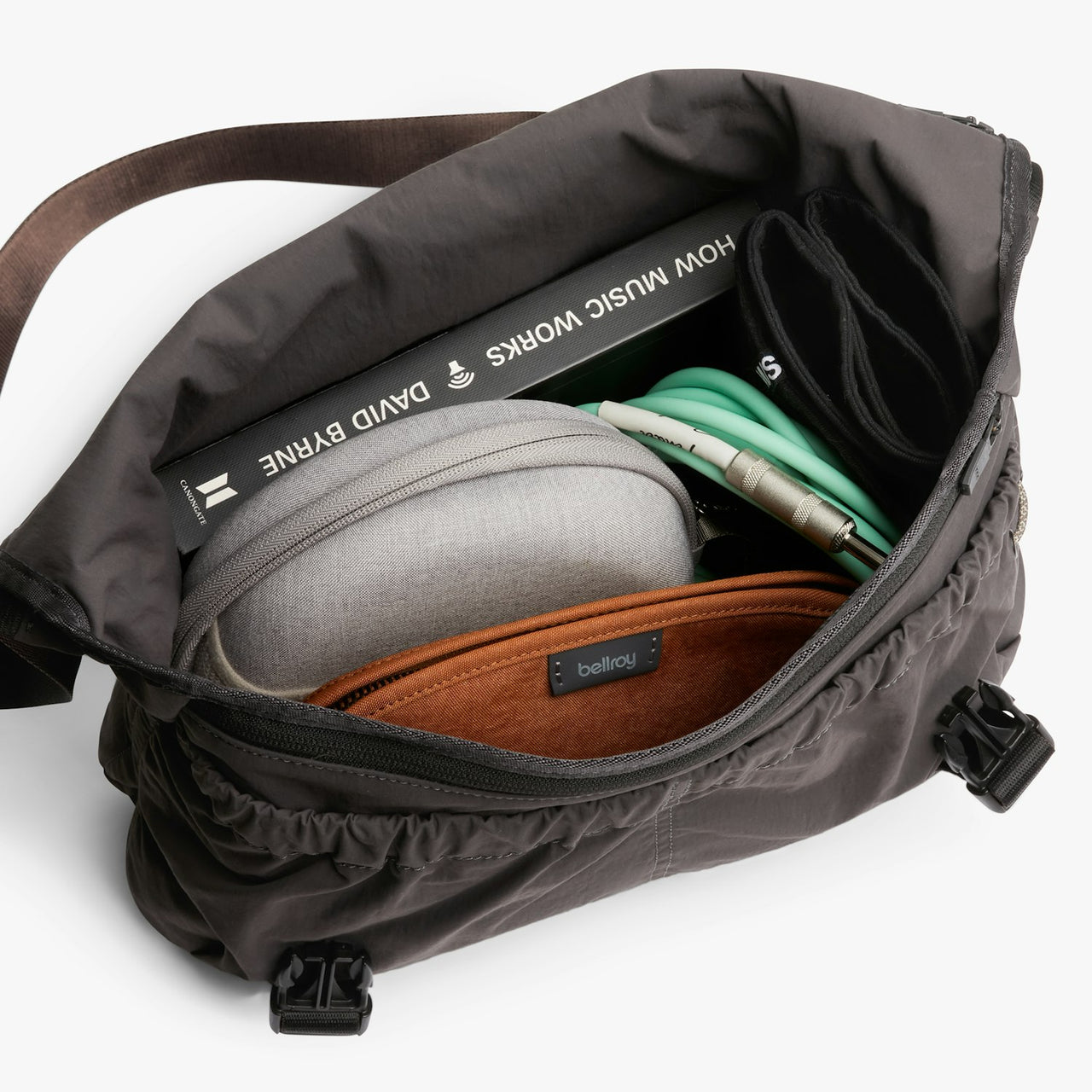 BELLROY CINCH MESSENGER 12L - 4 COLORS