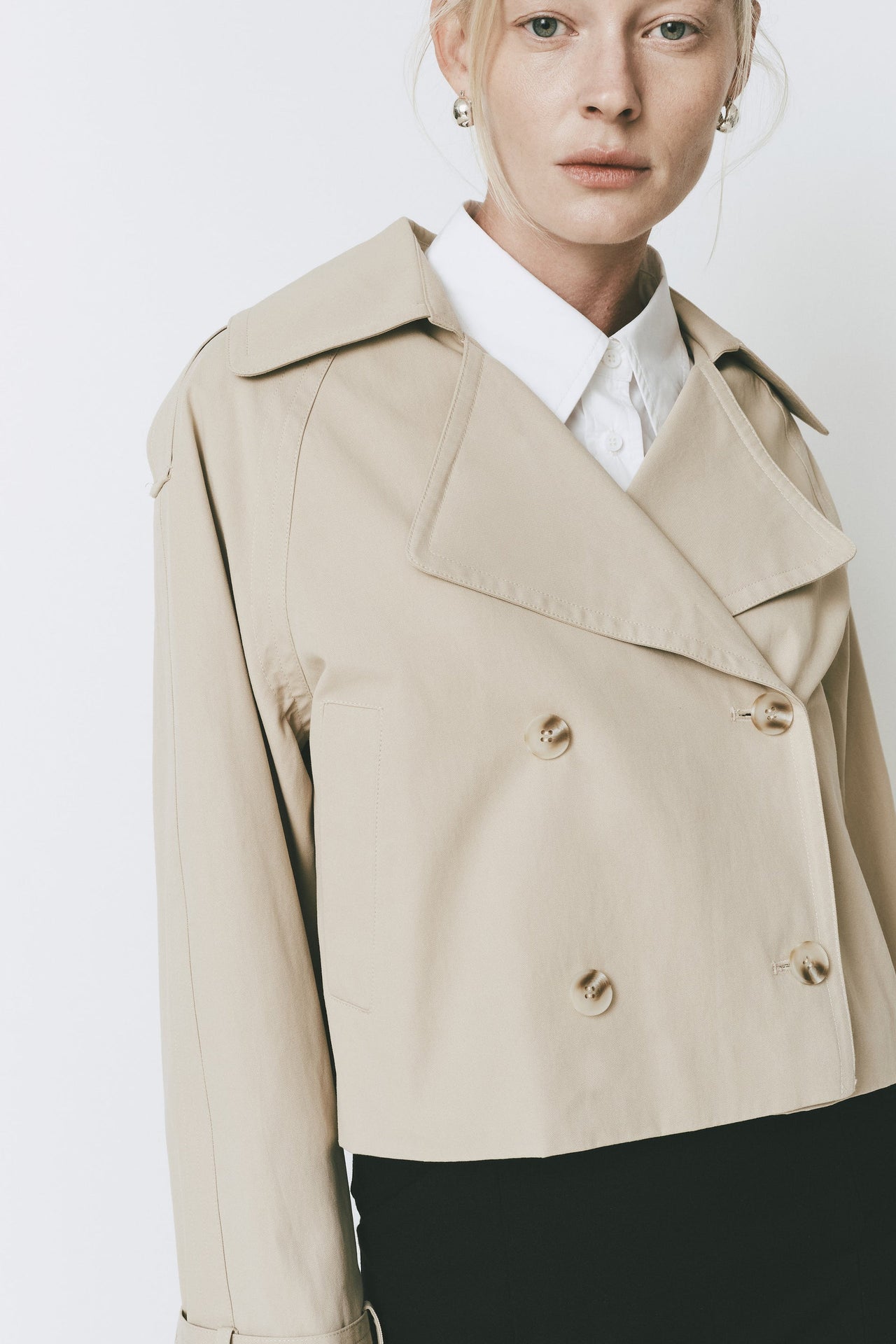 RUE SOPHIE HONORÉ CROPPED TRENCH COAT - KHAKI