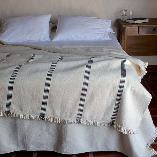 UNDER THE BOUGH NO. 10 QUEEN BLANKET - 3 COLORS