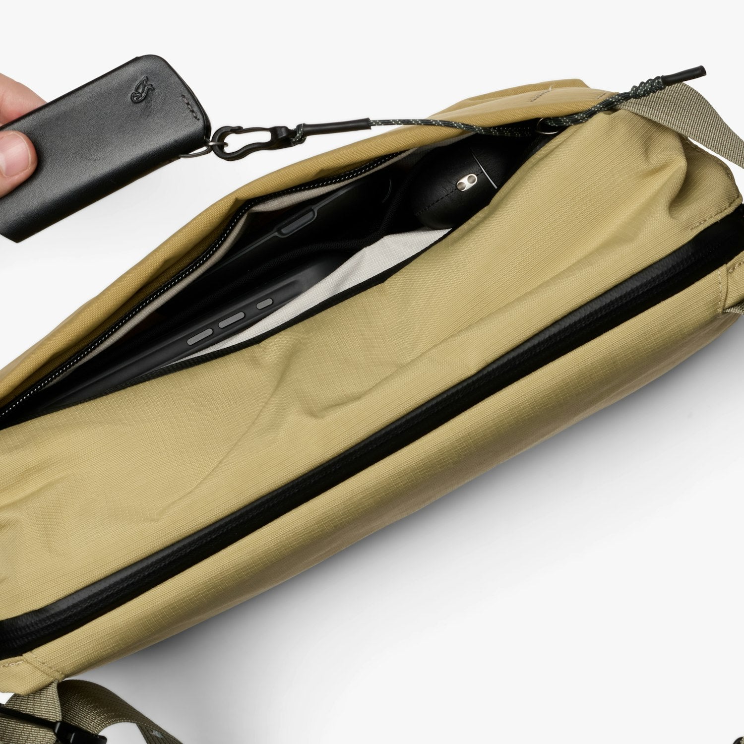 BELLROY VENTURE SLING 9L - 5 COLORS – HAUS OF HANZ