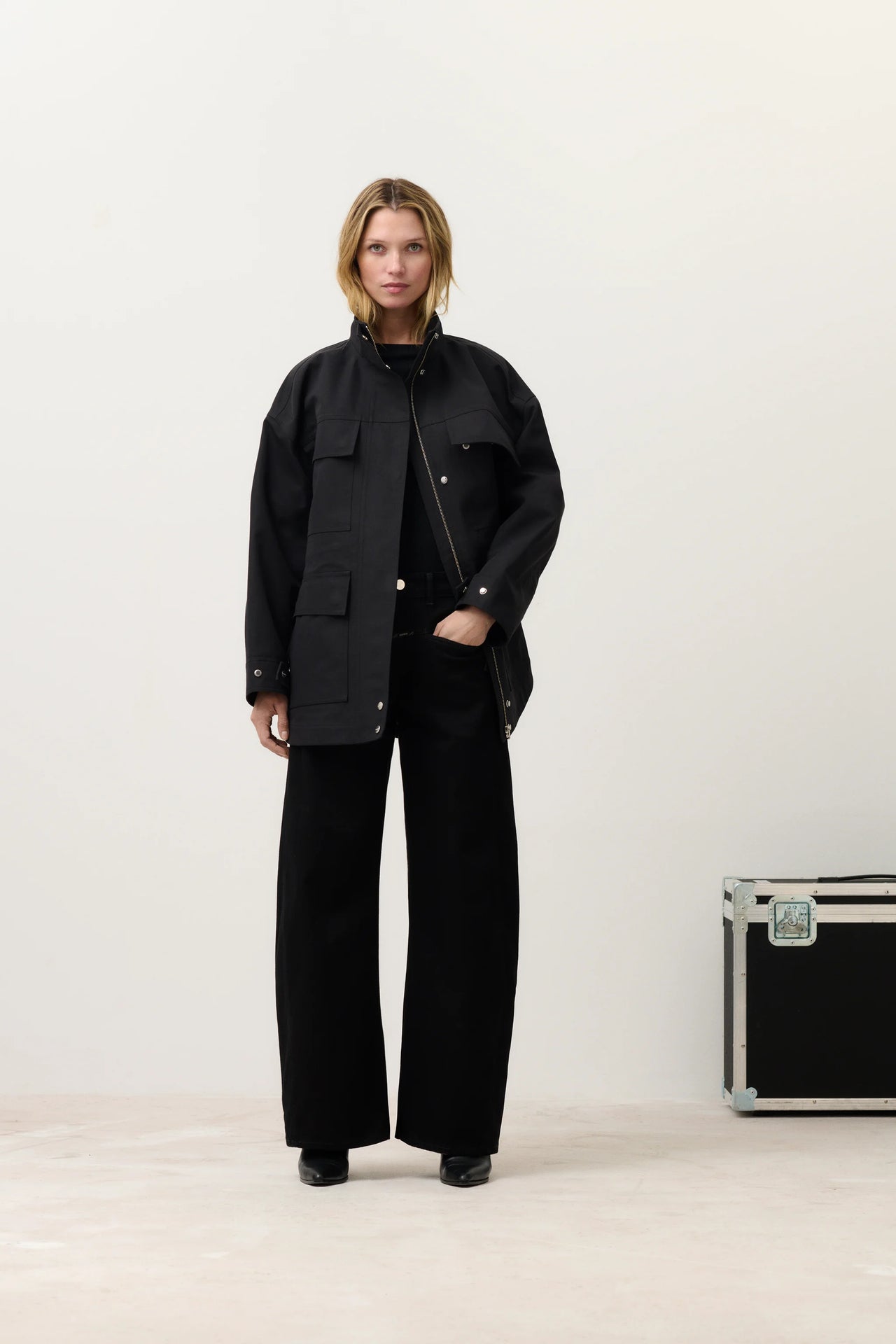 CLOSED WOMENS TORI-X BARREL DENIM - BLACK