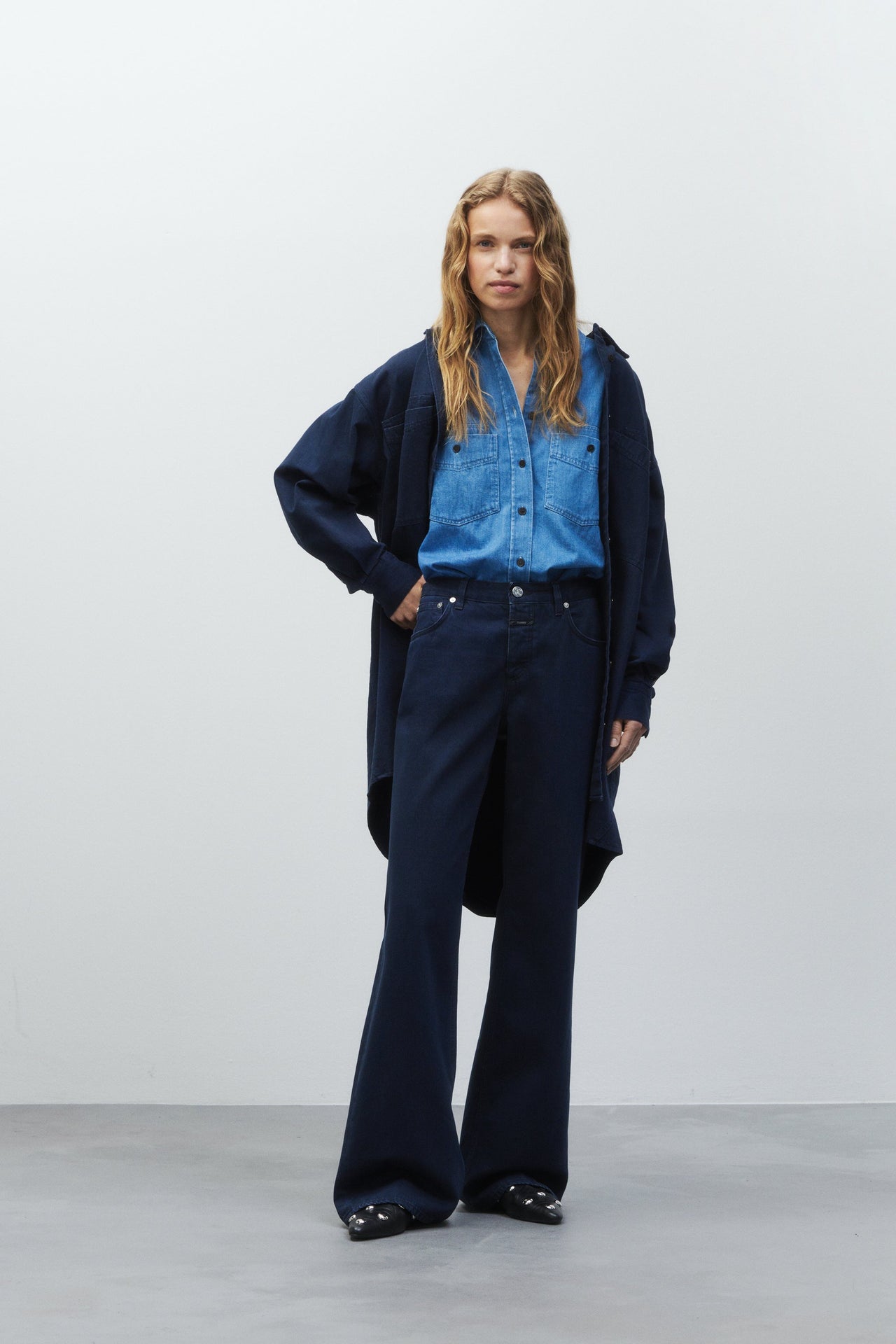 CLOSED WOMENS GILLAN WIDE LEG DENIM - DARK BLUE