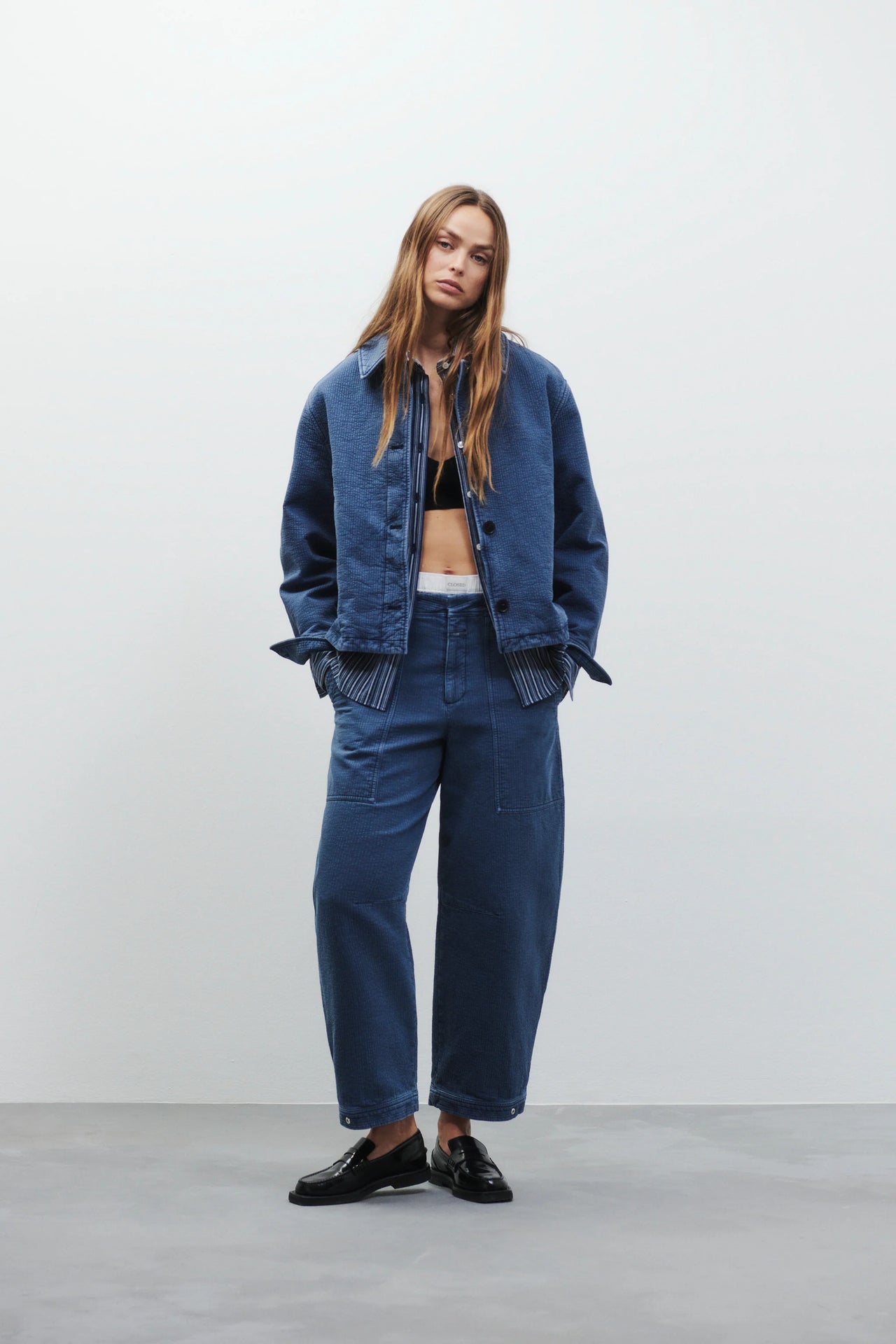 CLOSED WOMENS RHANNON BARREL PANTS- ECLIPSE BLUE