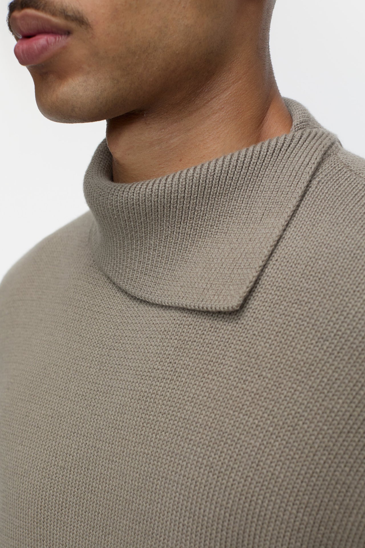 CLOSED SCARF COLLAR JUMPER - NATURAL LINEN