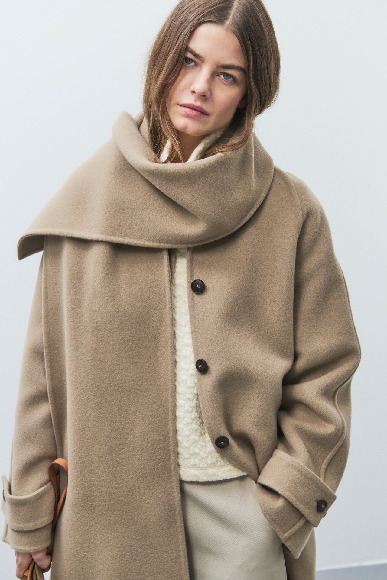 CLOSED WOMENS WOOL-CASHMERE BLEND SCARF - 2 COLORS