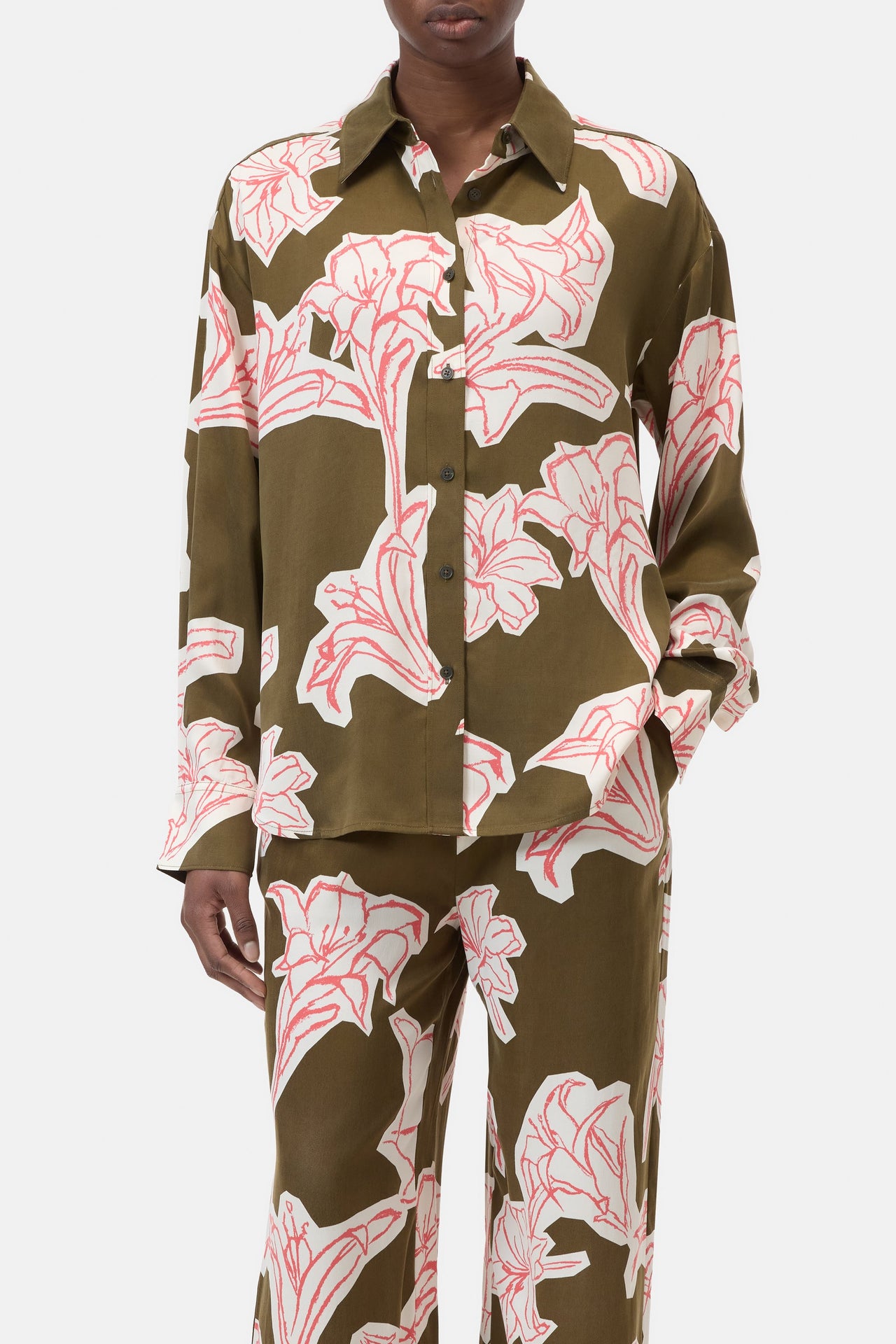 CLOSED WOMENS OVERSIZED SHIRT WITH FLOWER PRINT - DEEP OLIVE