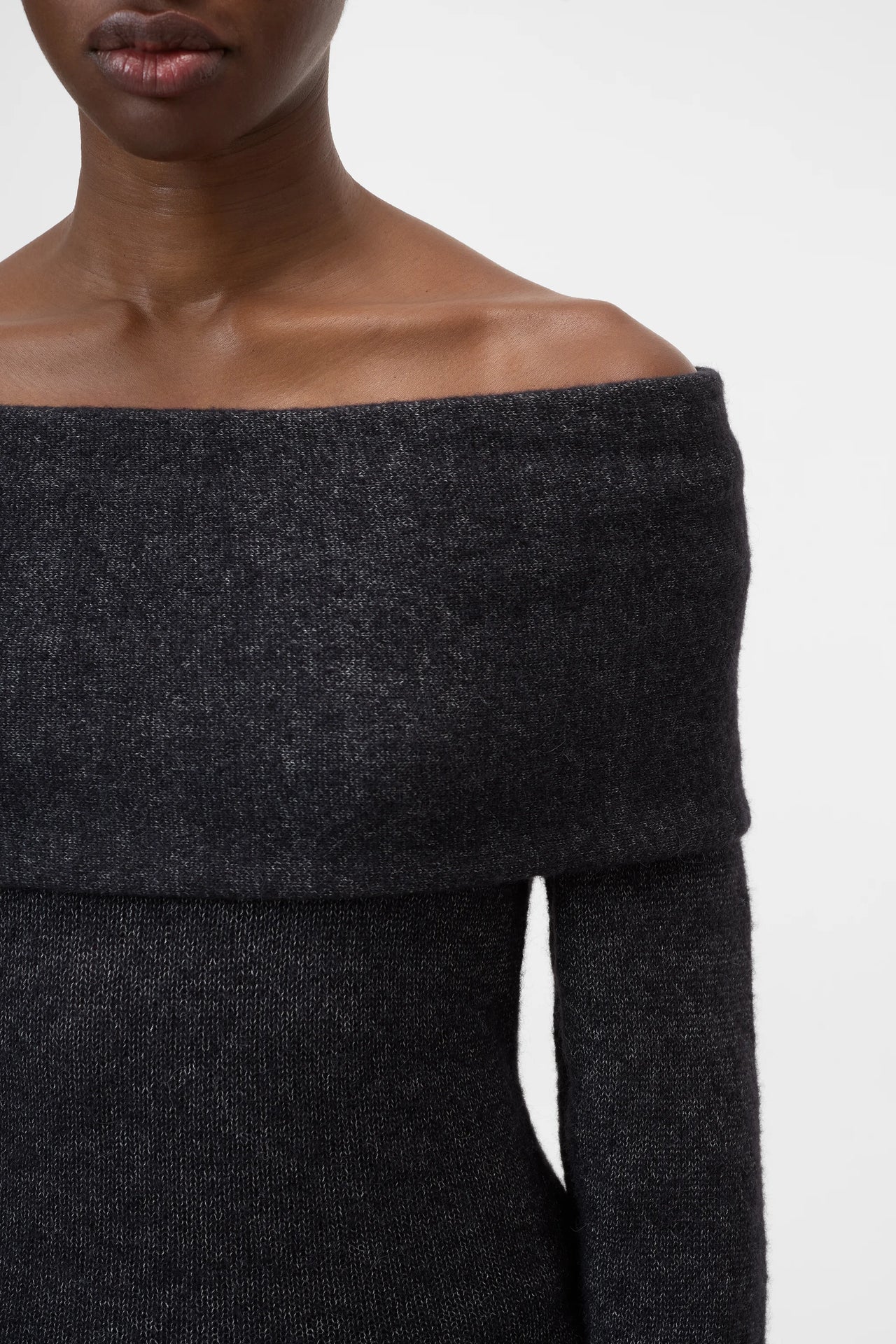 CLOSED WOMENS WIDE COLLAR LONG SLEEVE SWEATER- BLACK