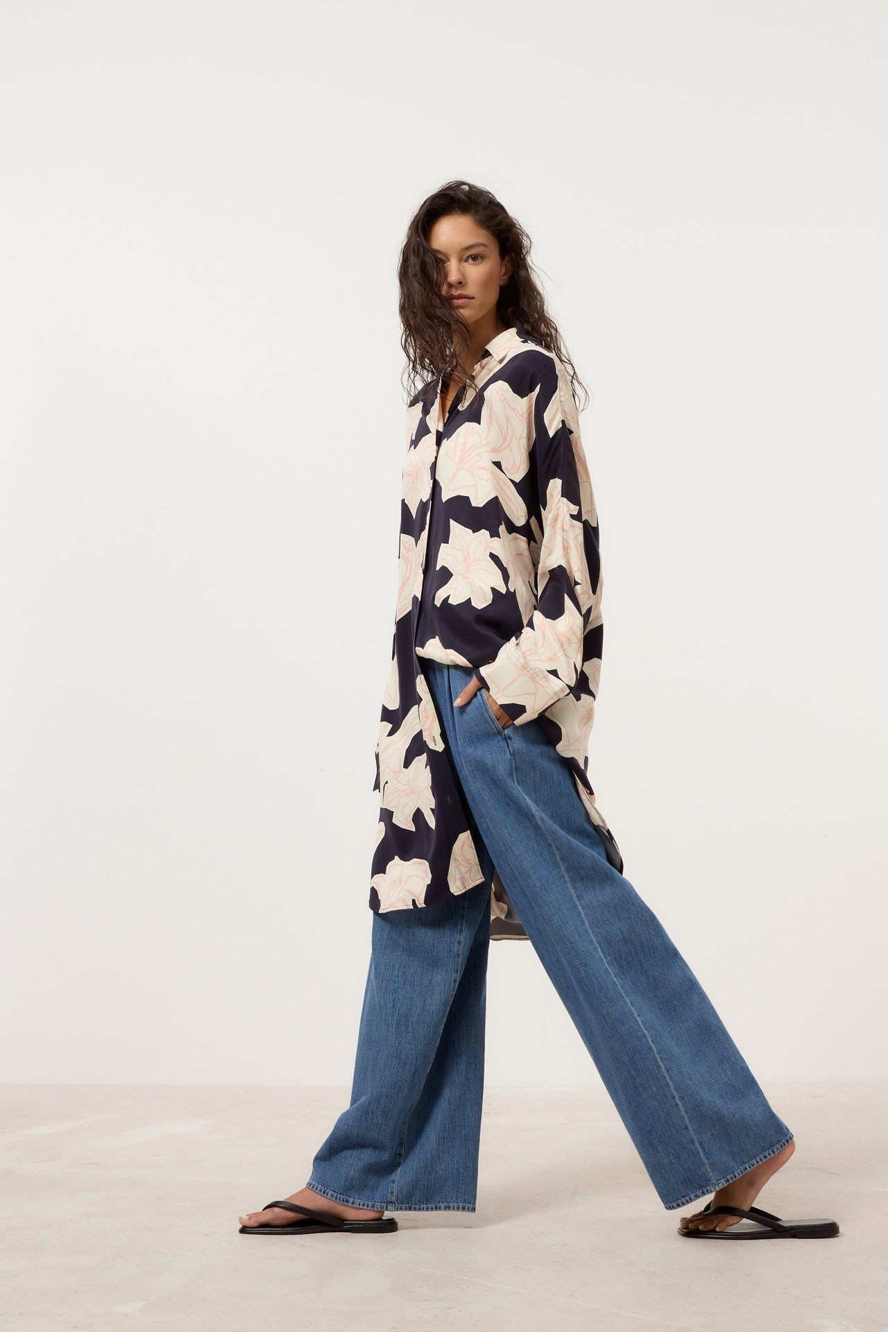 CLOSED WOMENS OVERSIZED SHIRT DRESS - DARK NIGHT