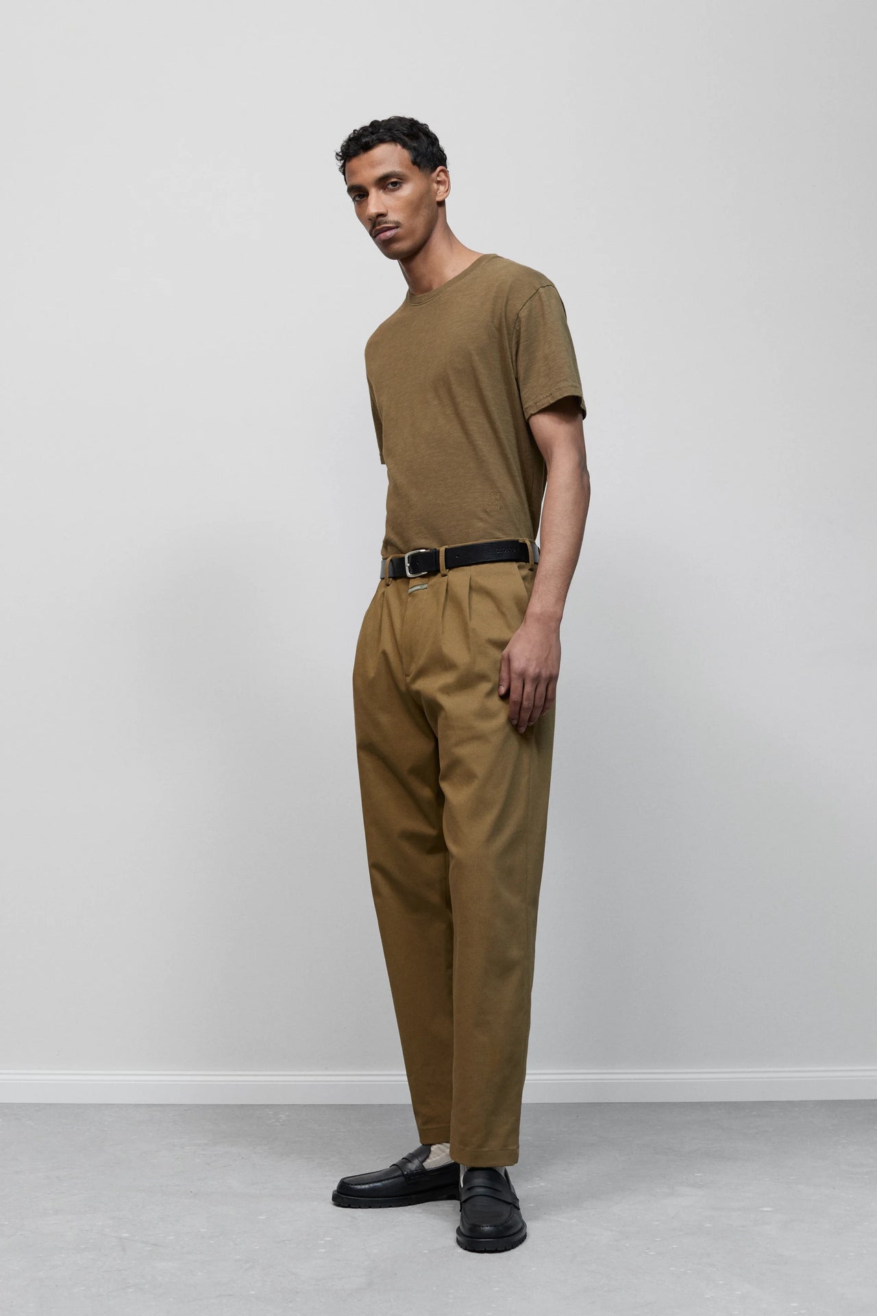 CLOSED MENS BERGEN TAPERED PANT - GOLDEN MOSS