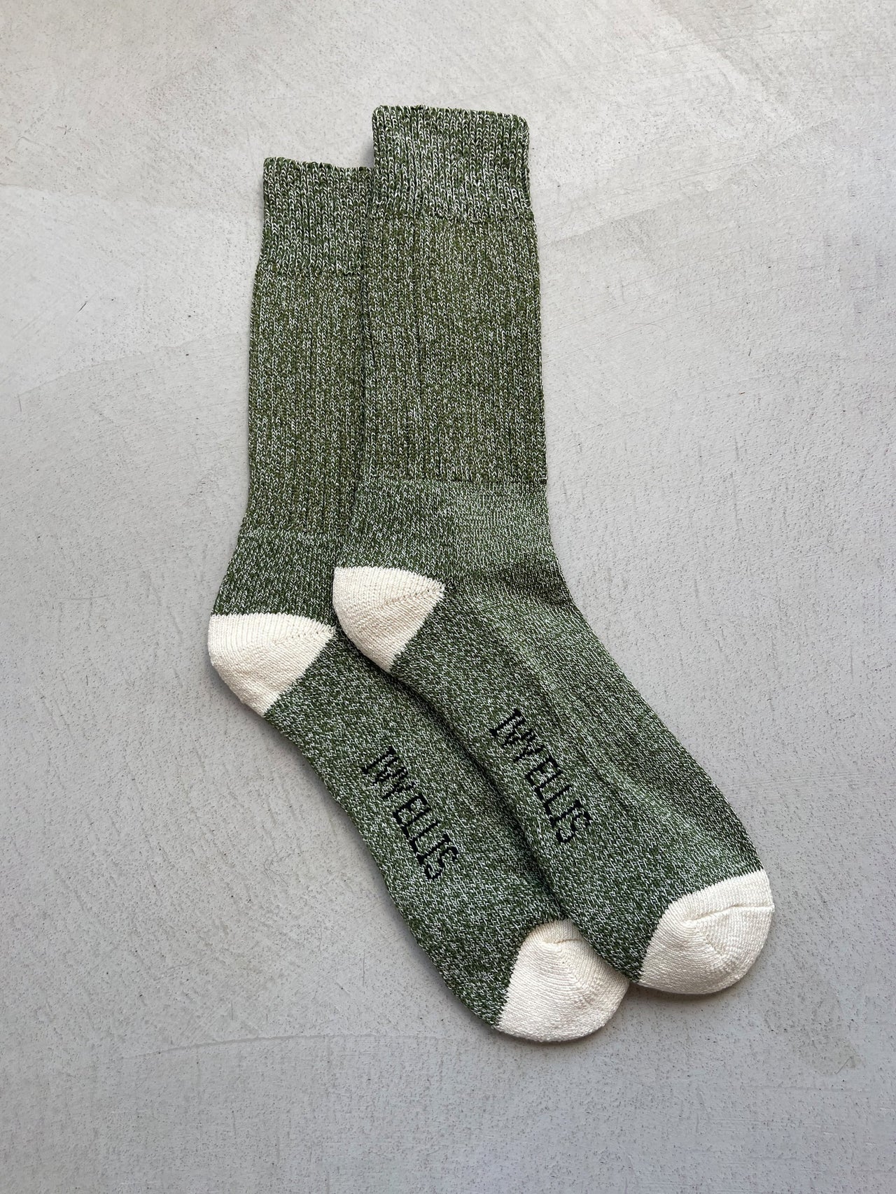 IVY ELLIS MENS CREW LENGTH SOCKS - THE CAPTAIN
