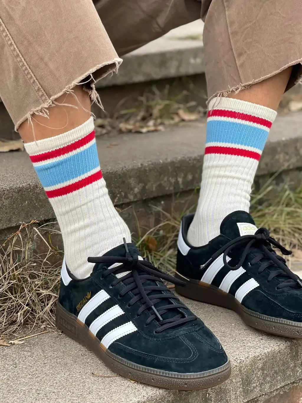 IVY ELLIS MENS CREW LENGTH SOCKS - THE MOON