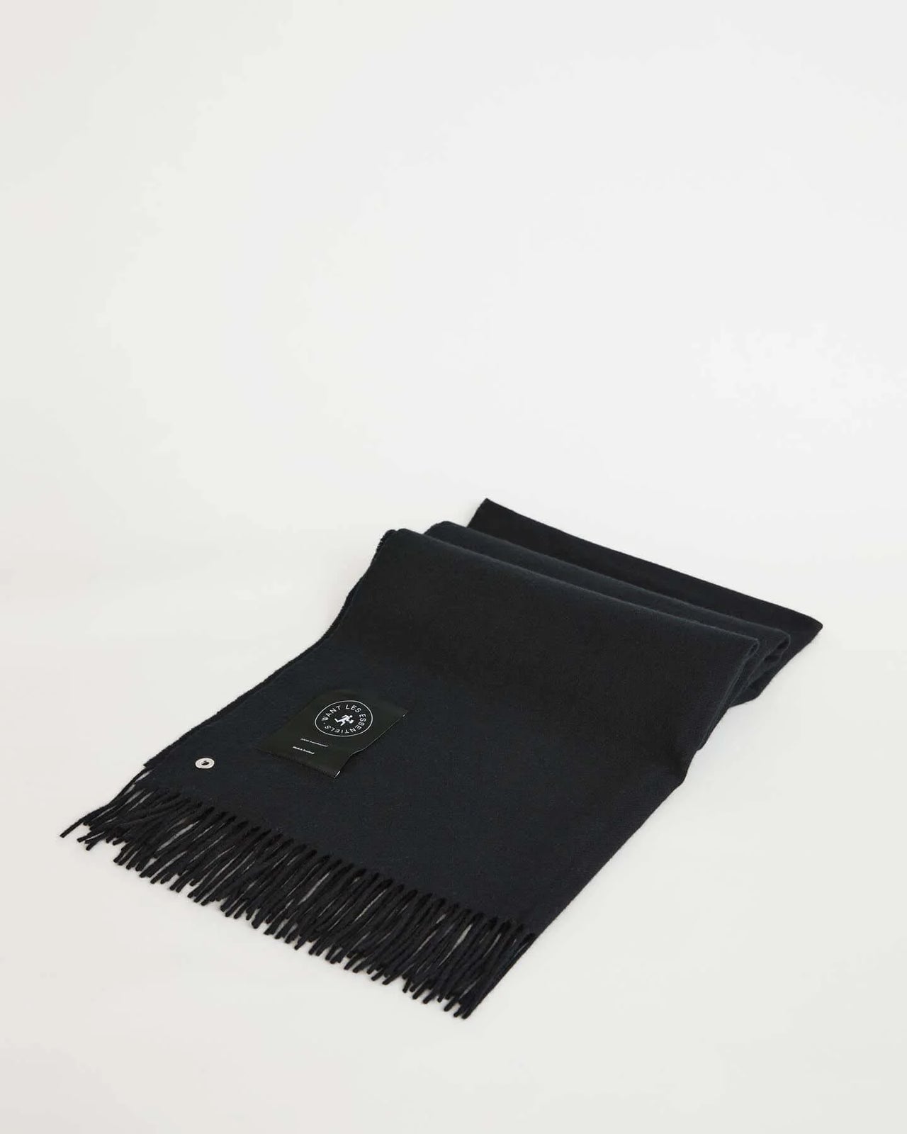 WANT LES ESSENTIELS  UENO SCARF- BLACK