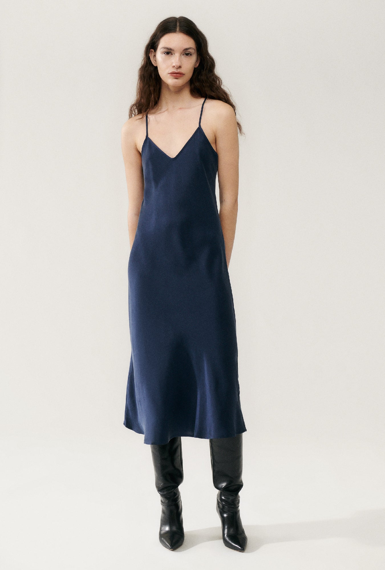 SILK LAUNDRY 90S SLIP DRESS - 7 COLORS SILK LAUNDRY 90S SLIP DRESS - 7 COLORS