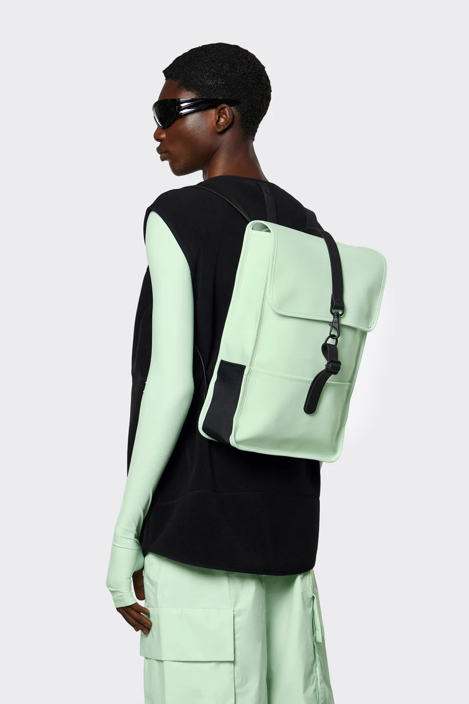 Rains unisex discount backpack